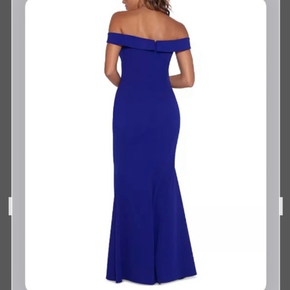 XSCAPE asymmetrical Off-The-Shoulder Scuba Crepe Gown in Marine - Picture 2 of 9